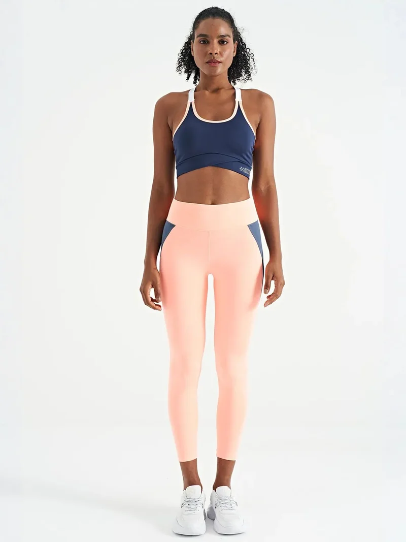 تومي لايف TOMMY Fitted Sleeveless Crop Sports Top