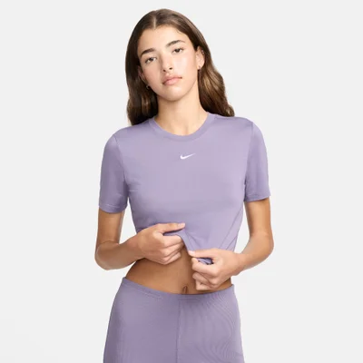 Nike Women's Sportswear Essential Crop Top