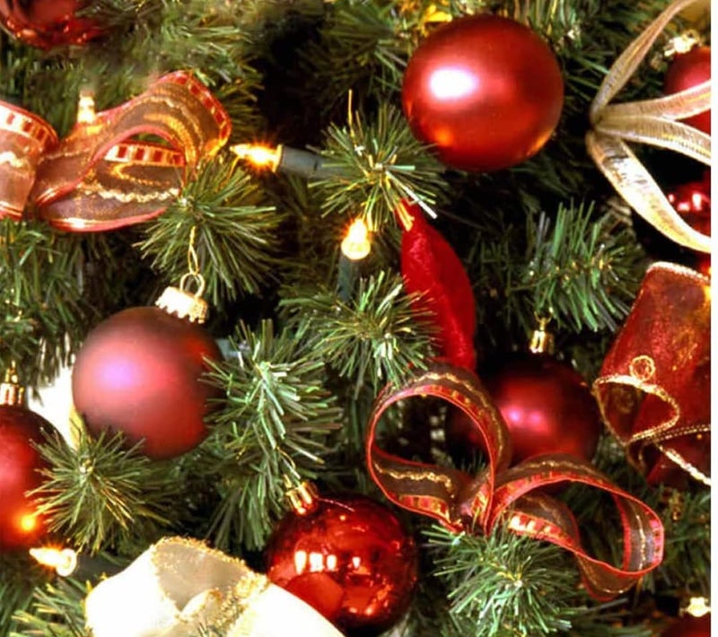 VRB Dec™ 24 Pcs Christmas Balls Ornaments Shatterproof Gold Xmas Trees Parties Decorations Balls for Holiday Wedding Party Decoration,with Hanging Hole (Golden & Red Mix 4 Cm) - Image 5