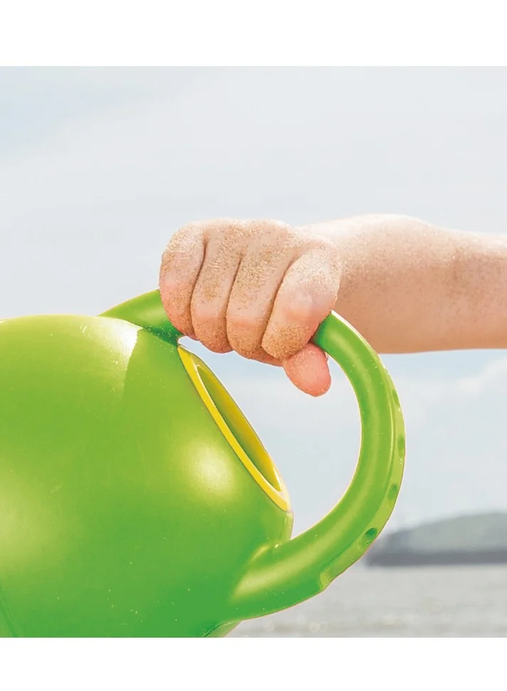 هيب Hape Green Watering Can for Kids 2Y+, Real Watering Pot for Garden, Beach & Sand Play, Lightweight Outdoor Toy for Fine Motor Skills, Imaginative & Nature Play