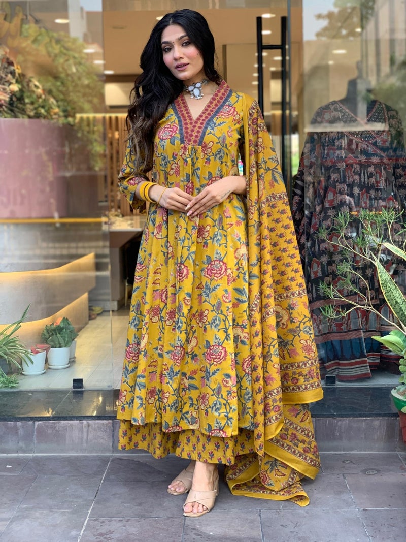 Arayna Women's Pure Cotton Block Printed Kurta Set with Palazzo Pants & Dupatta - Ethnic Wear, Yellow, Medium - Image 3