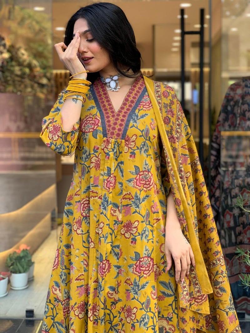 Arayna Women's Pure Cotton Block Printed Kurta Set with Palazzo Pants & Dupatta - Ethnic Wear, Yellow, Medium - Image 5