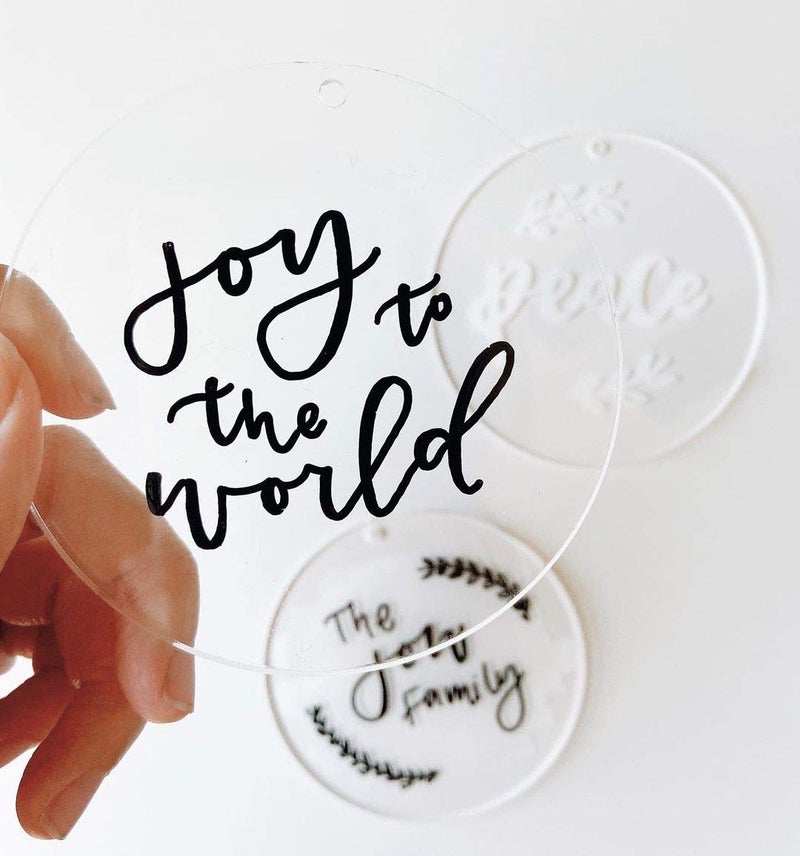 JINMURY 25 Pcs Clear Round Acrylic Ornaments- 3.5 Inch Blank Acrylic Circle Discs with Hole  Perfect for Making Christmas Ornaments  Keychains  Gift Tag  Name Plates  Keepsakes - Image 3