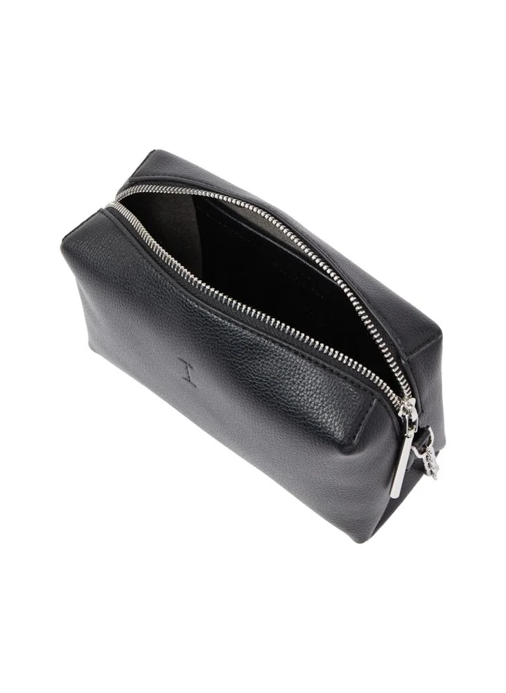 CALVIN KLEIN Plaque Detailed  Crossbody