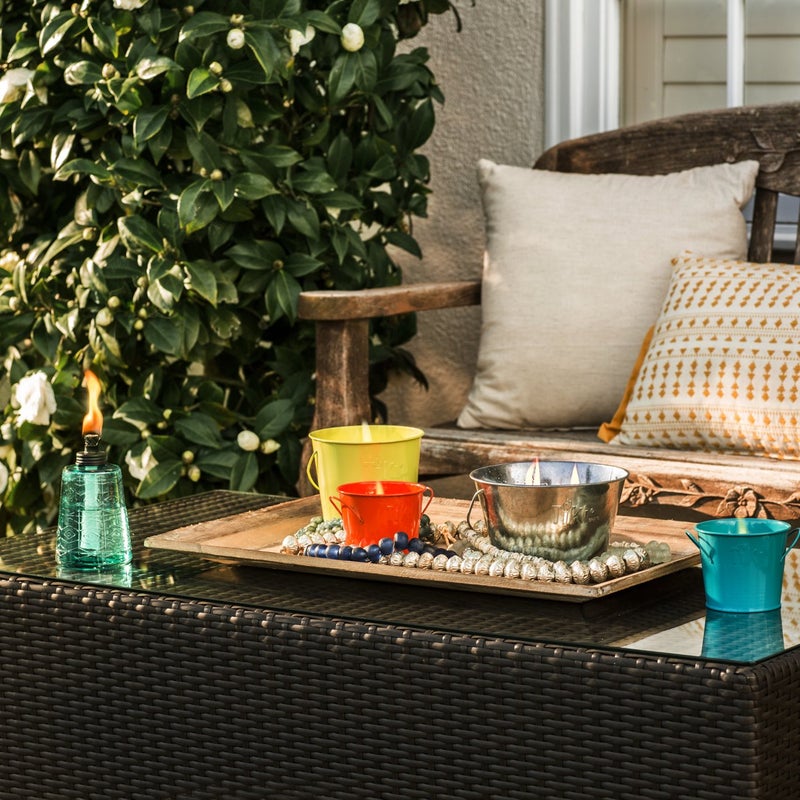 TiKi شمعة تيكي بالسترونيلا 28 أونصة - دلو معدني ثلاثي الفتيل مع غطاء (فضي) - شمعة خارجية تدوم طويلاً للباحات، السطح، الحديقة، الفناء الخلفي والتخييم - Image 3