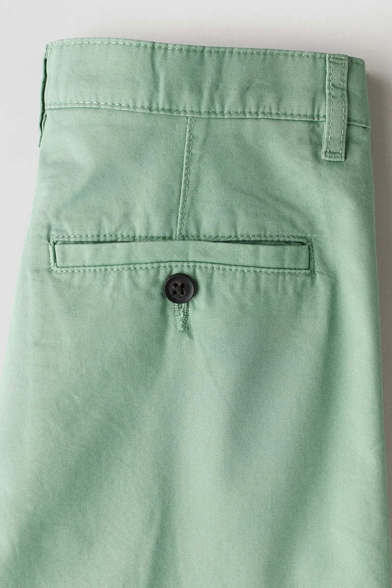 اتش اند ام Cotton chino shorts