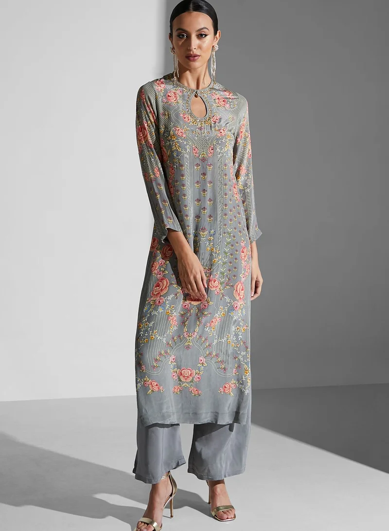 NIRRAAMYAA Floral Printed Kurti Set