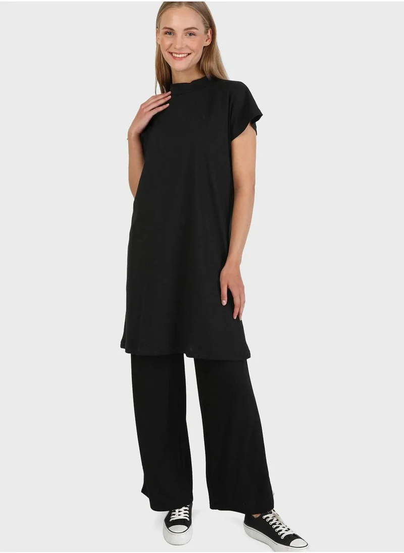 Refka by modanisa High Neck T-Shirt