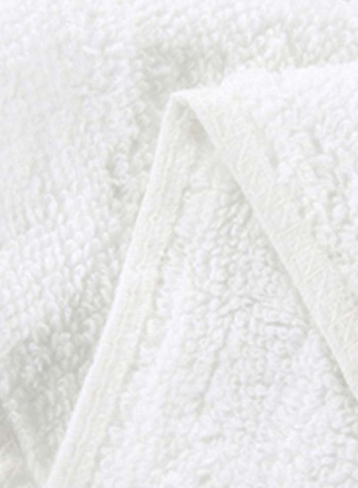 Banotex Body towel set consisting of 3 pieces plain white size (50*80) 100% Egyptian made made of the finest high-quality cotton to give softness and speed of absorption characterized by its edges which adds a touch to its appearance - Image 3