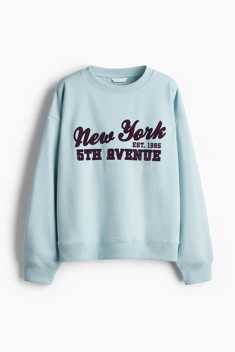 اتش اند ام سويت شيرت مزين بطبعة عبارة