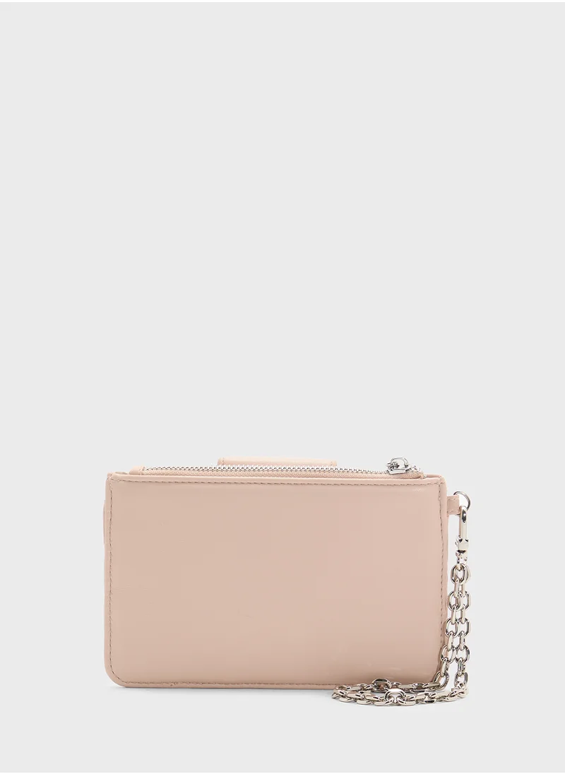 STEVE MADDEN Bchev2 Logo Quilted Wallet