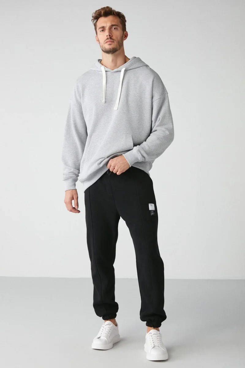 جريميلانج Rowan Men's Relaxed Black Sweatpants with Ribbed Front Decorative Label and Lined Interior