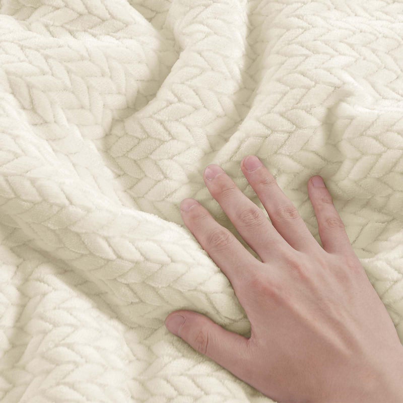 ChiXpace Flannel Fleece Queen Comforter Set - Furry Beige Leaves Pattern Faux Fur Bed Set, Winter Ultra Soft Fuzzy Comfort Set, Velvet Bedding Set for Bed with 2 Pillow Cases - Image 3