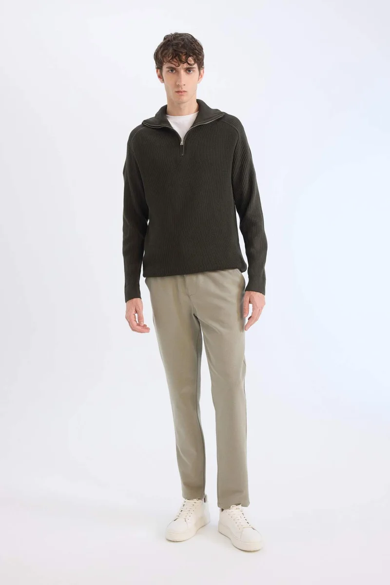 Defacto  Pocketed Straight Leg Basic Jogger Pants for Men | Best Price UAE
