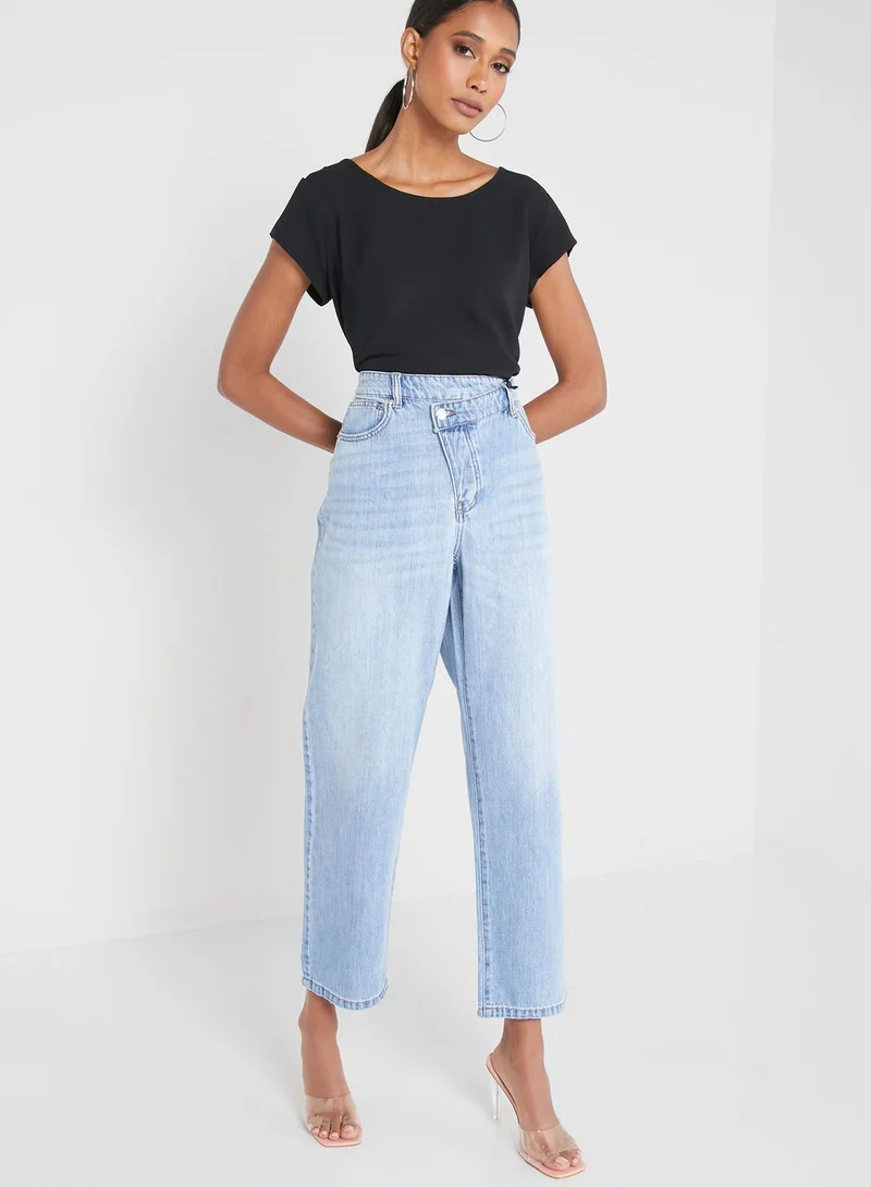 ONLY Round Neck Keyhole Back Top