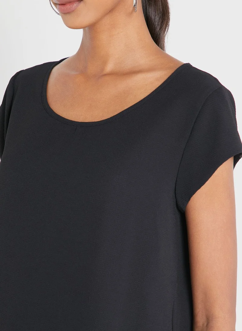 ONLY Round Neck Keyhole Back Top
