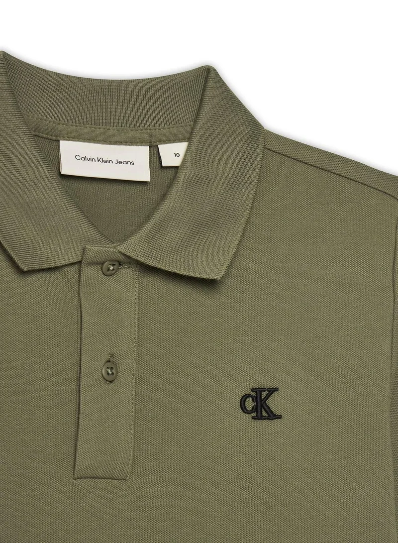 Calvin Klein Jeans Whitecap Gray Logo T-Shirt for Men | Best Price UAE