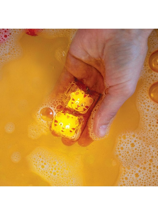 Glo Pals x Daniel Tiger's Neighborhood Water-Activated Bath Toy with 6 Reusable Light-Up Cubes for Sensory Play - Image 3