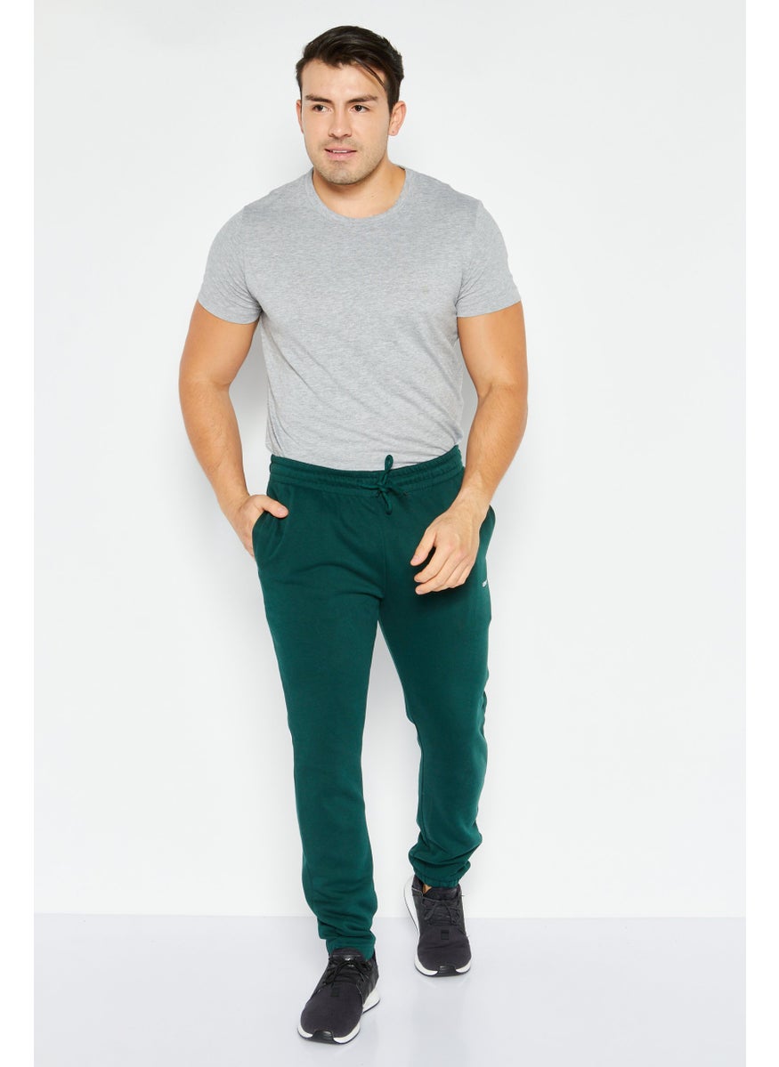 Levi's - Men Regular Fit Brand Logo Jogger Pant, Dark Green - Image 1