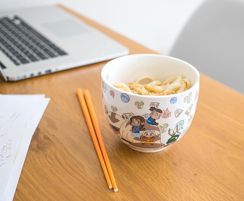 Surreal Entertainment مجموعة أدوات تناول الطعام اليابانية من أفاتار: آخر مسخر الهواء - تتضمن وعاء رامين سعة 18 أونصة وعيدان تناول الطعام الخزفية - مجموعة أطباق الطعام الآسيوية للمنزل والمطبخ - Image 5