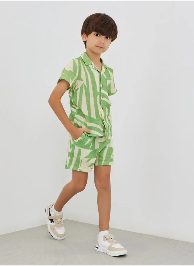 ستايلي Styli All-Over Print Buttoned Shirt and Shorts Set