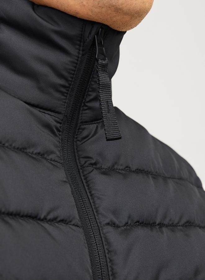 ريبل فيست مبطن بياقة عالية وسحَّاب غلق - Image 5