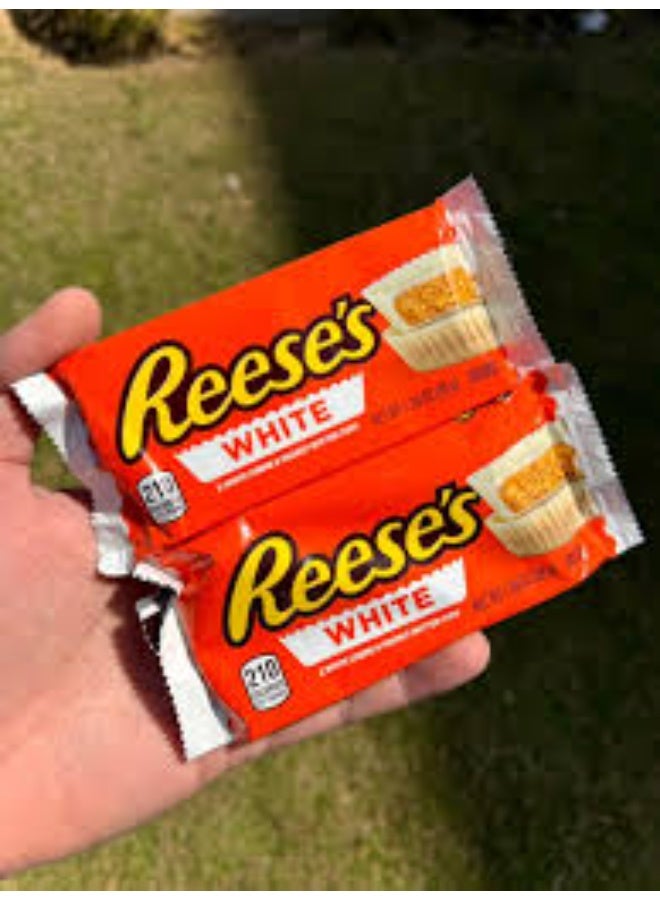 Reese's White Chocolate Peanut Butter Cups - 2 Cup Pack (39g) - Creamy & Salty Sweet Snack - Premium White Chocolate Treat - Image 5