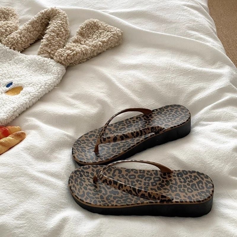 Women's Leopard Wedge Flip Flops Non-slip Thick Sole Summer - Image 1