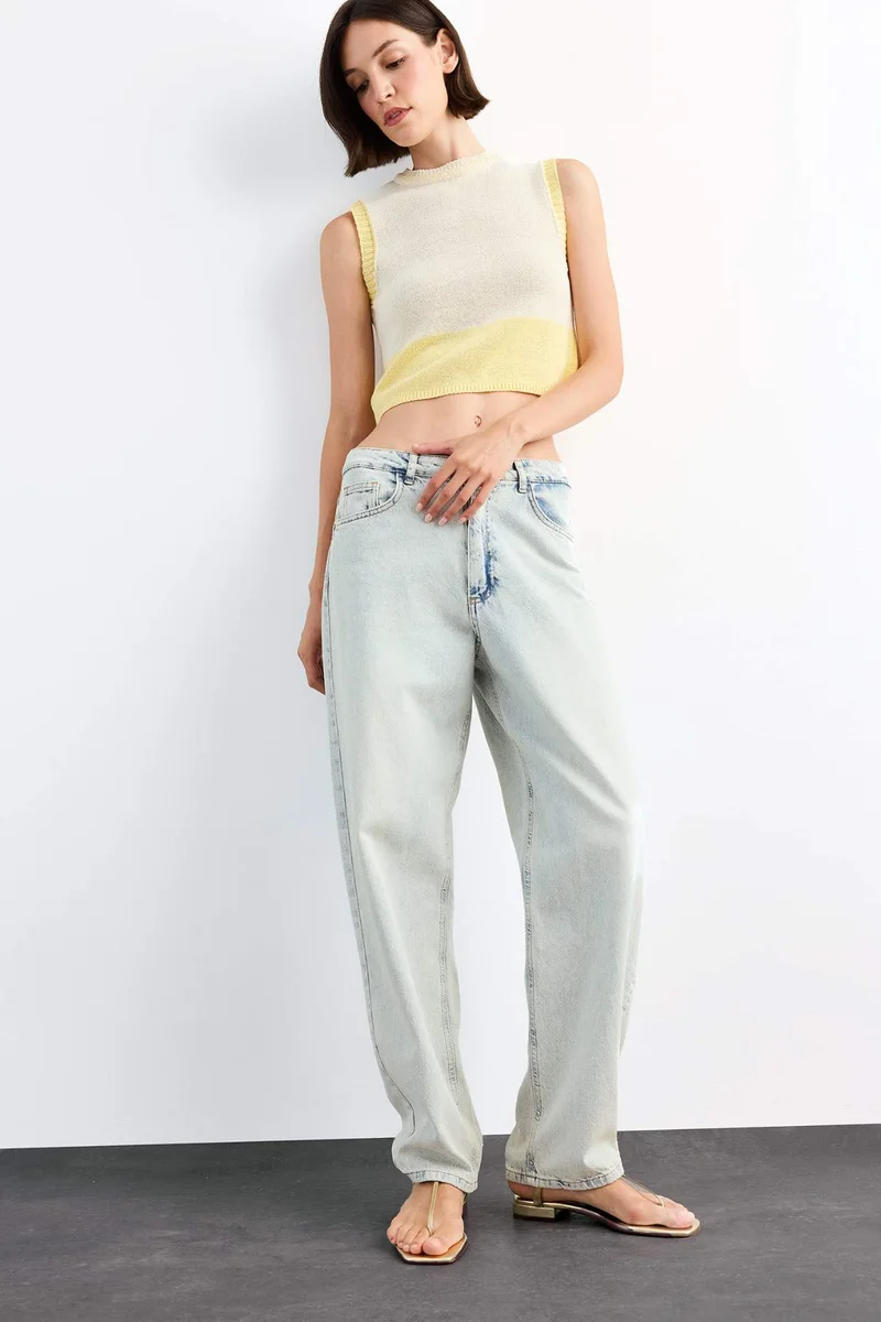 ديفاكتو Knitwear Crew Neck Tank Top