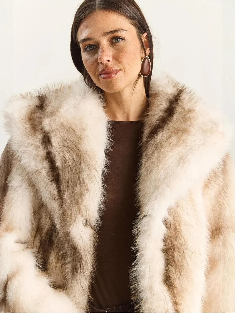 Bianco Lucci LUCCI Oversized Faux Fur Coat