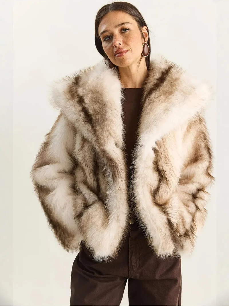 Bianco Lucci LUCCI Oversized Faux Fur Coat