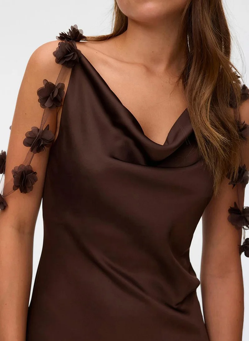 Vero Moda Chicory Coffee Women's VMANALEIA Sleeveless Detail Maxi Dress for Women | Best Price UAE