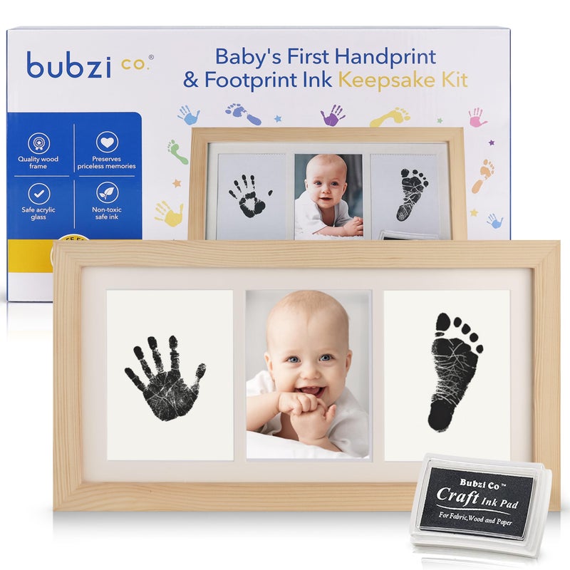 Bubzi Co مجموعة بصمة يد وقدم بيبي من بوبزي كو وإطار صور للأطفال حديثي الولادة، هدايا فريدة لحفلات استقبال المواليد، تذكارات مميزة لتزيين جدران الغرفة أو ديكور الحضانة (خشب طبيعي) - Image 1