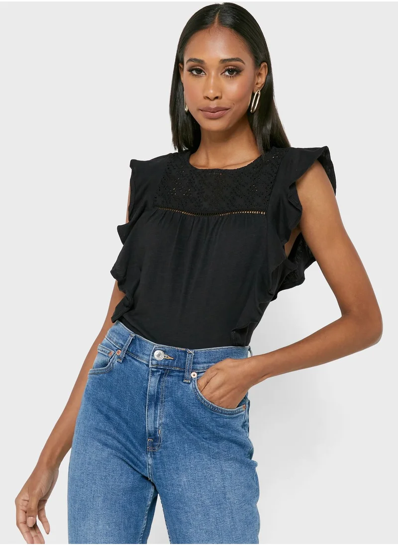 NEW LOOK Ruffle Detail Broidered Top