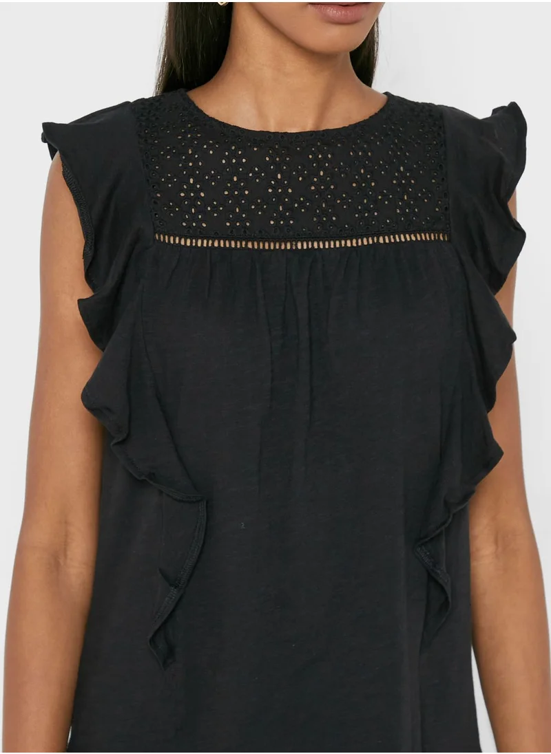 NEW LOOK Ruffle Detail Broidered Top