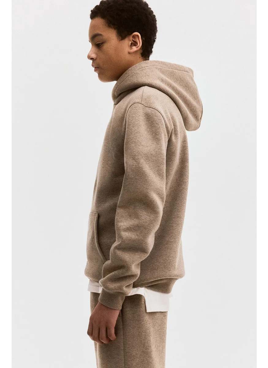 اتش اند ام 2-Piece Hoodie And Sweatshorts Set