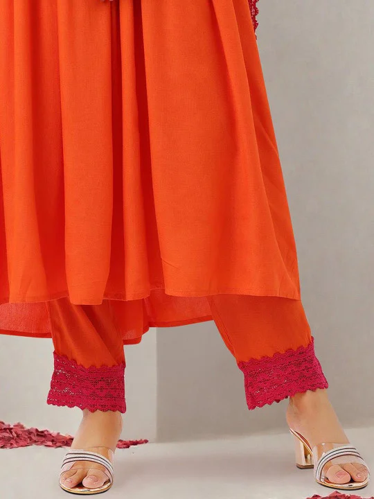 آي شين طقم كورتا نسائي طويل بلون برتقالي من الرايون مزين بطيات أمامية بقصة مستقيمة