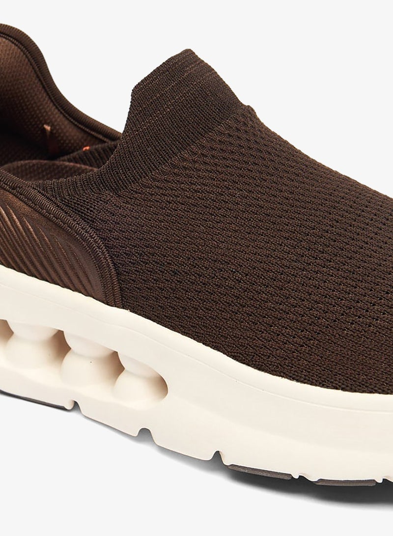 Dash Men Textured Slip On Sports Shoes - Image 5