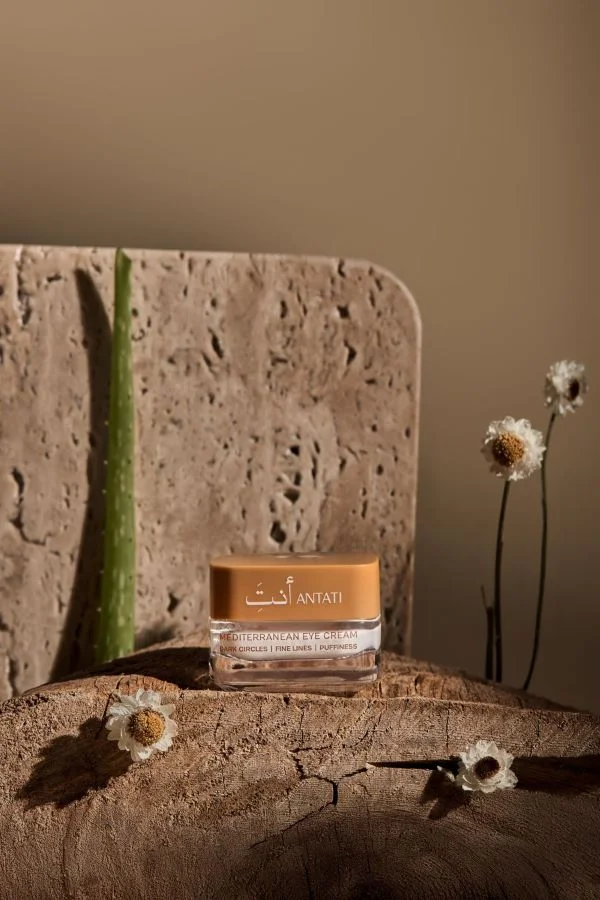 أنتَِ Mediterranean Eye Cream Caffeine + Albizia Firming Eye Complex