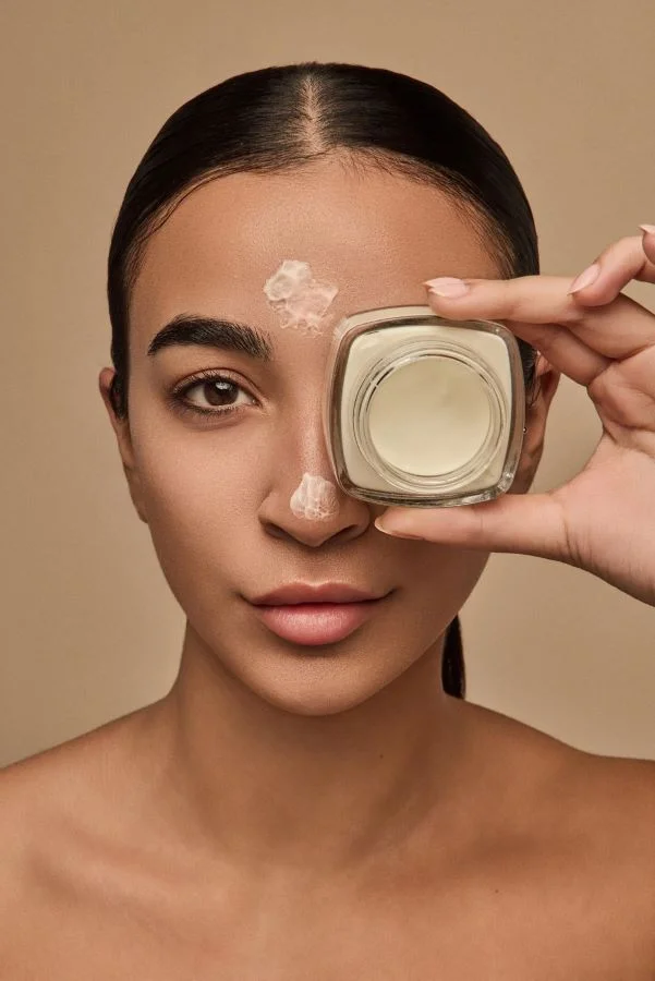 أنتَِ Mediterranean Eye Cream Caffeine + Albizia Firming Eye Complex