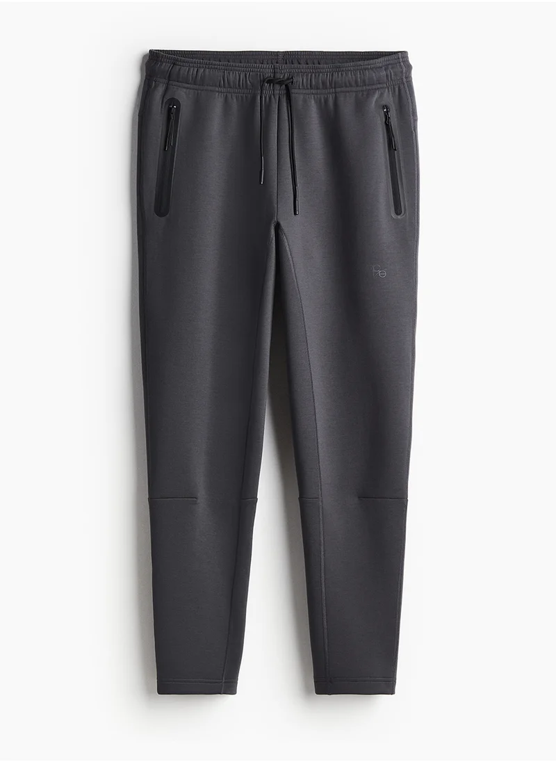 اتش اند ام Drymove™ Tapered Sports Joggers
