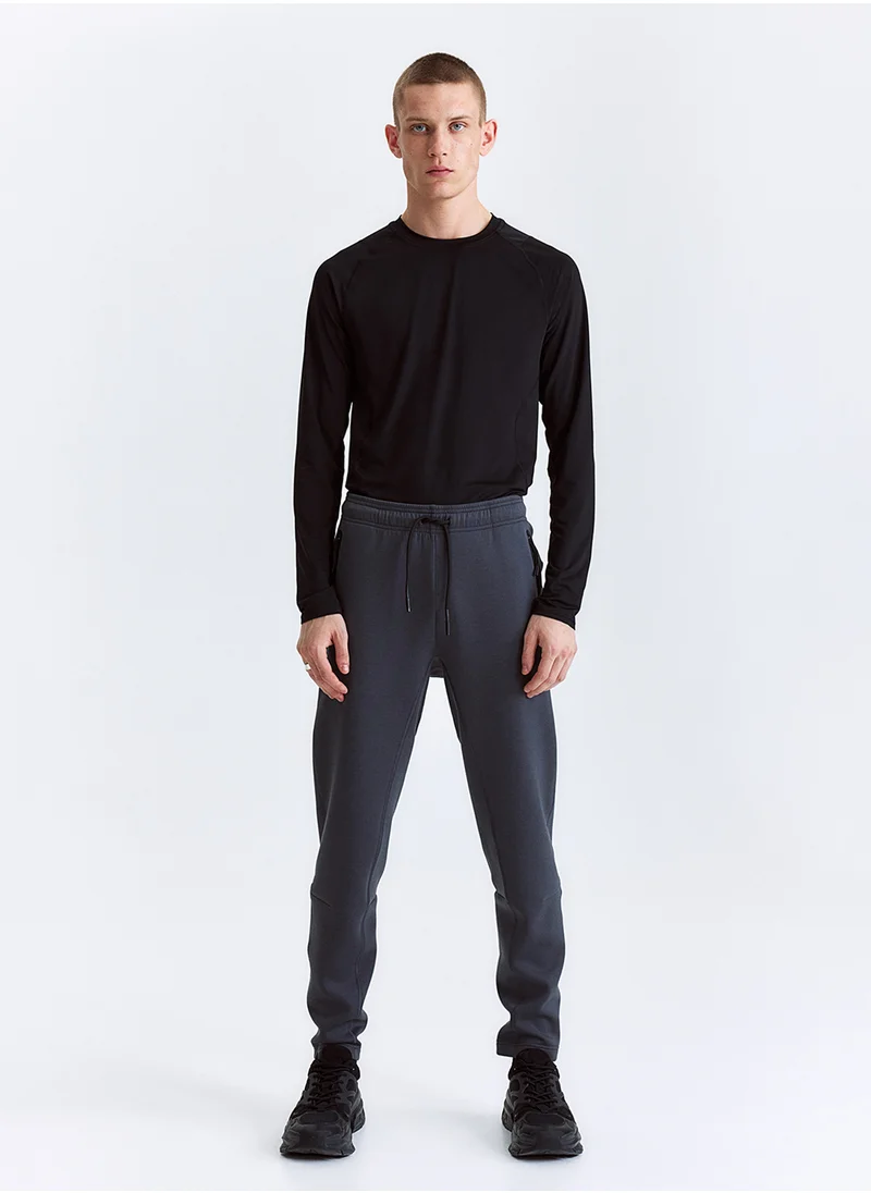 اتش اند ام Drymove™ Tapered Sports Joggers