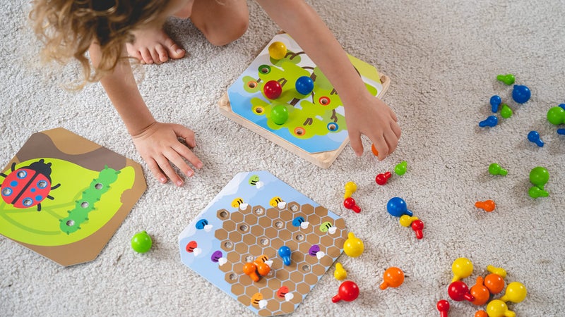 PlanToysÂ® Creative Peg Board Wooden Toy for Kids Ages 3+ | Montessori Educational Game for Imagination, Fine Motor Skills & Coordination | Eco-Friendly Learning Set - Image 5