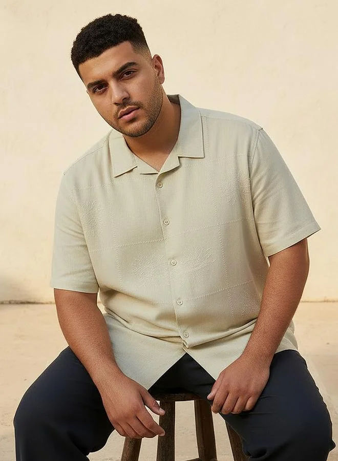 Maxim Men Regular Fit Collared Embroidered Short Sleeves Shirt