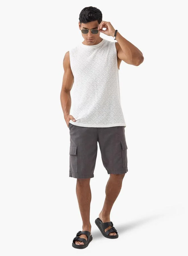 ايكونيك شورت كارجو بخصر مرن برباط