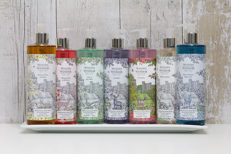 Woods Of Windsor Pomegranate & Hibiscus Moisturising Hand Wash for her - Image 4