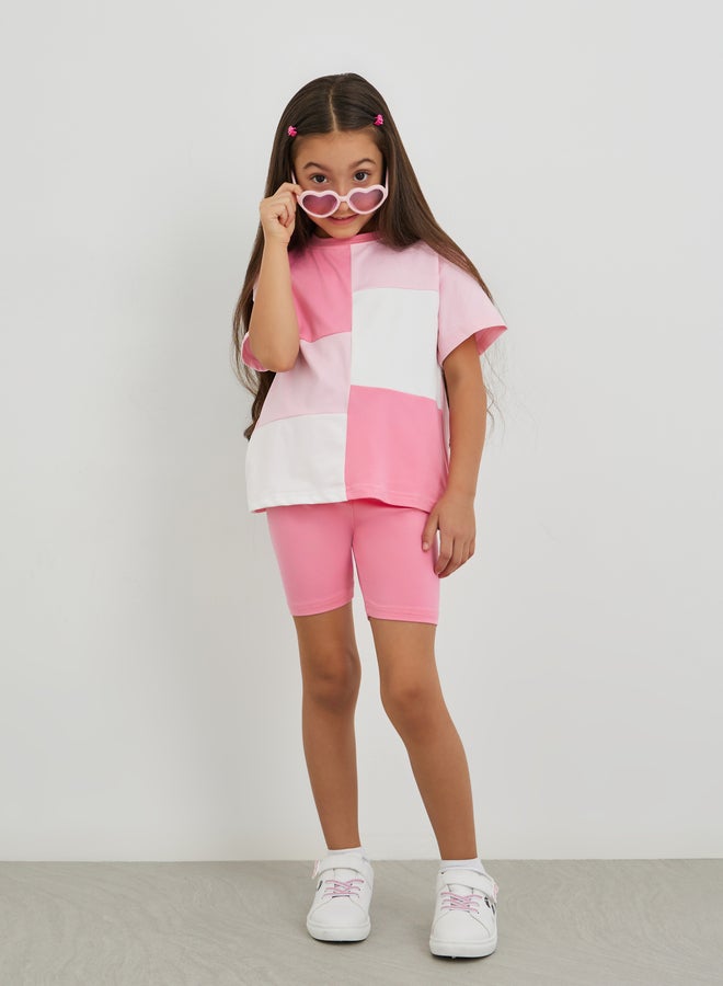 ستايلي طقم تي شيرت وشورت فضفاض ملون للبنات - Image 1