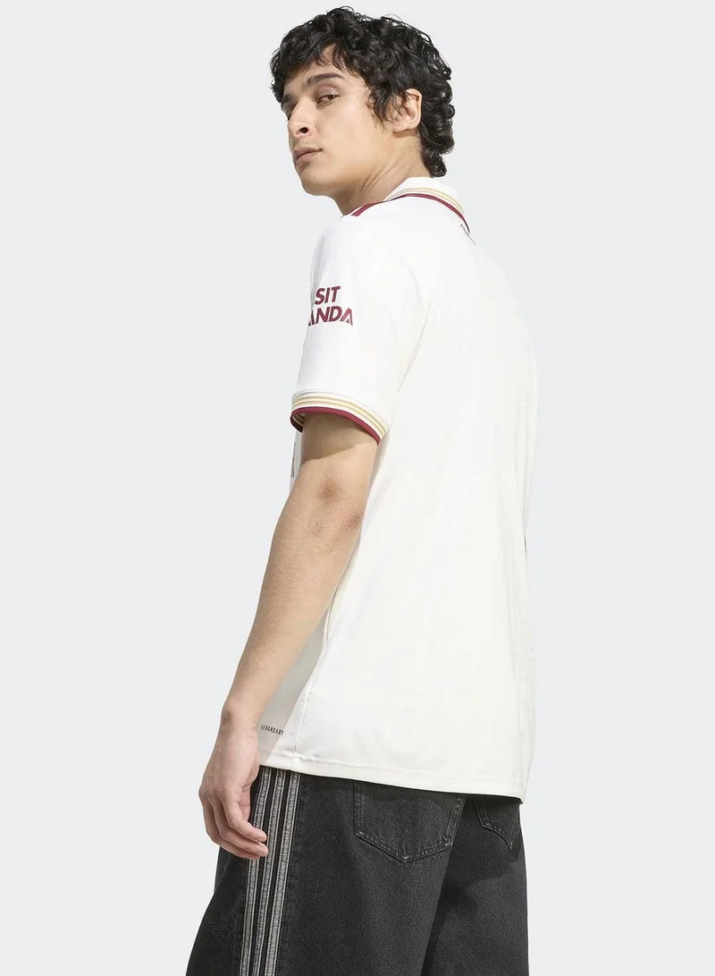 اديداس قميص رجالي أبيض قصير الأكمام