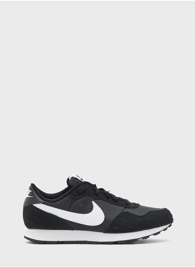 Nike Youth MD Valiant