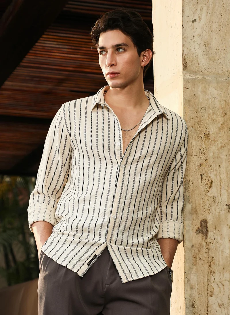 كامبوس سوترا Men's Off-White Dotted-Stripe Jacquard Shirt | Spread Collar , Long  Cuffed Sleeves , Button Closure | Stripes Dobby | Cotton Shirt For Casual Wear